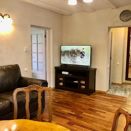 Kohtu Cozy 公寓 库雷萨雷